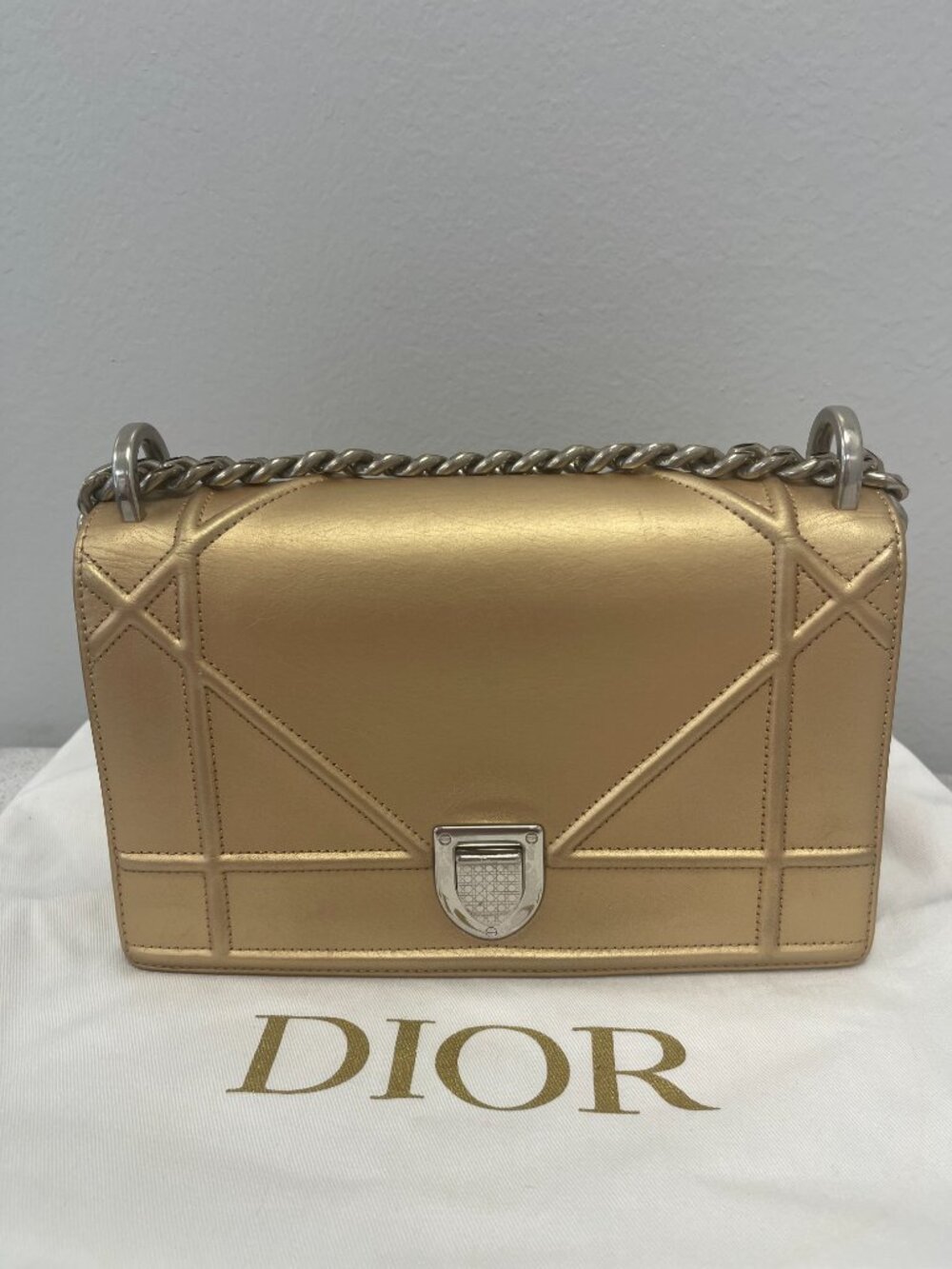 Christian Dior Diorama Flap Shoulder Bag - Gold Calfskin - Medium - Preowned